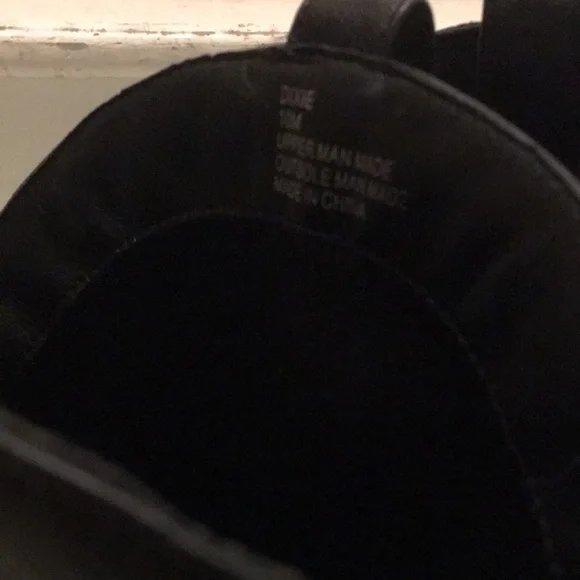 Women's Black Pointed-Toe Western Knee-High Heeled Boots - Picture 3 of 17